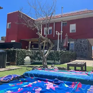 fully-equipped-villa-rural-caricia-de-brisa-jacuzzi-bbq.in-canary-islands.com/